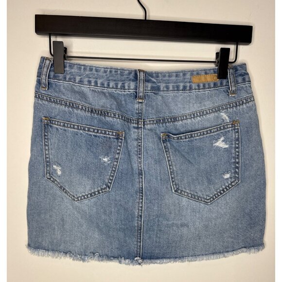 True Craft Skirt Womens Distressed Ripped Blue Denim Jean Mini Raw Hem Size 7 - Picture 5 of 11